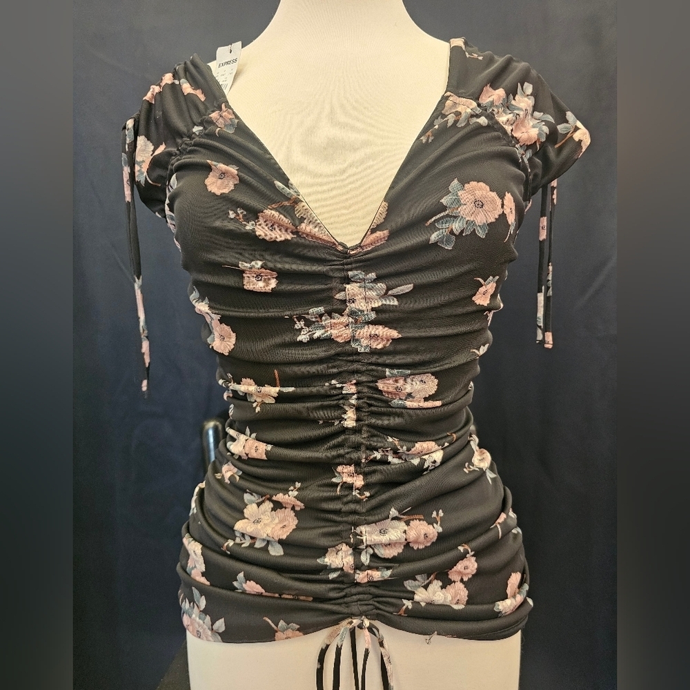 Express, spring, fall, casual, feminine, party, black, date, vacation, summer,